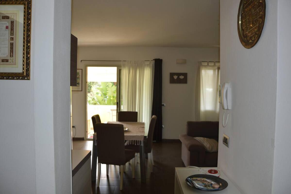 Casa Vacanze Rocco Àrbatax Buitenkant foto