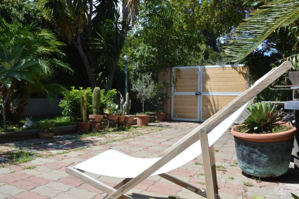 Casa Vacanze Rocco Àrbatax Buitenkant foto